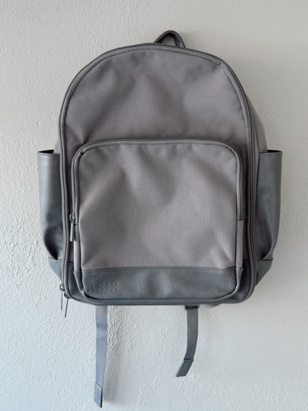 BÉIS “The Travel Backpack” in Grey